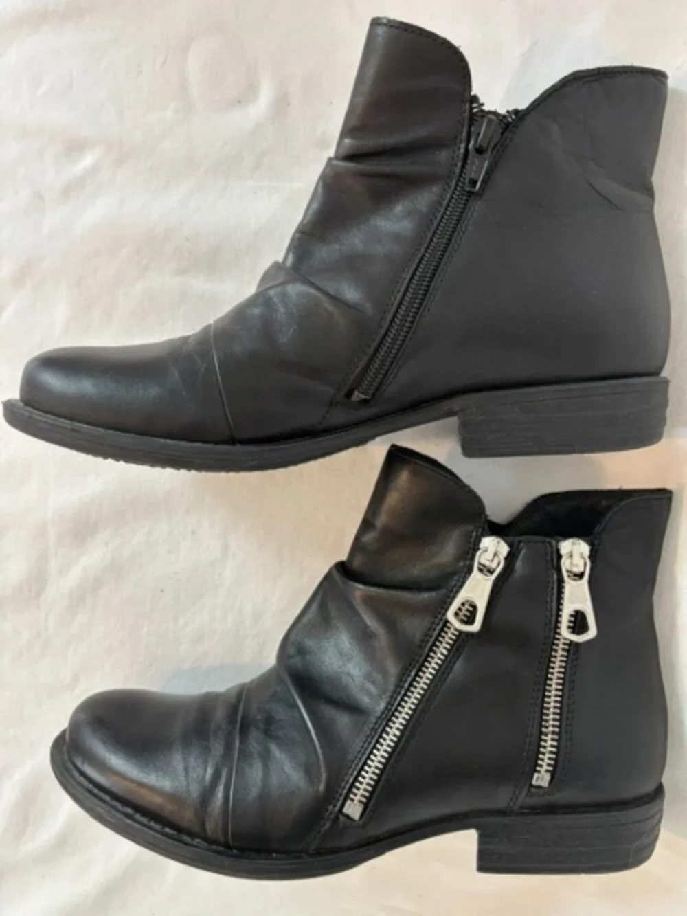 Miz Mooz Logic Black Leather Ruched Dual Zipper Ankle Boot Women's 38 (7.5 US)